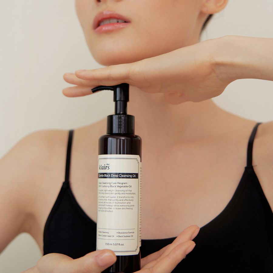 Klairs Gentle Black Deep Cleansing Oil