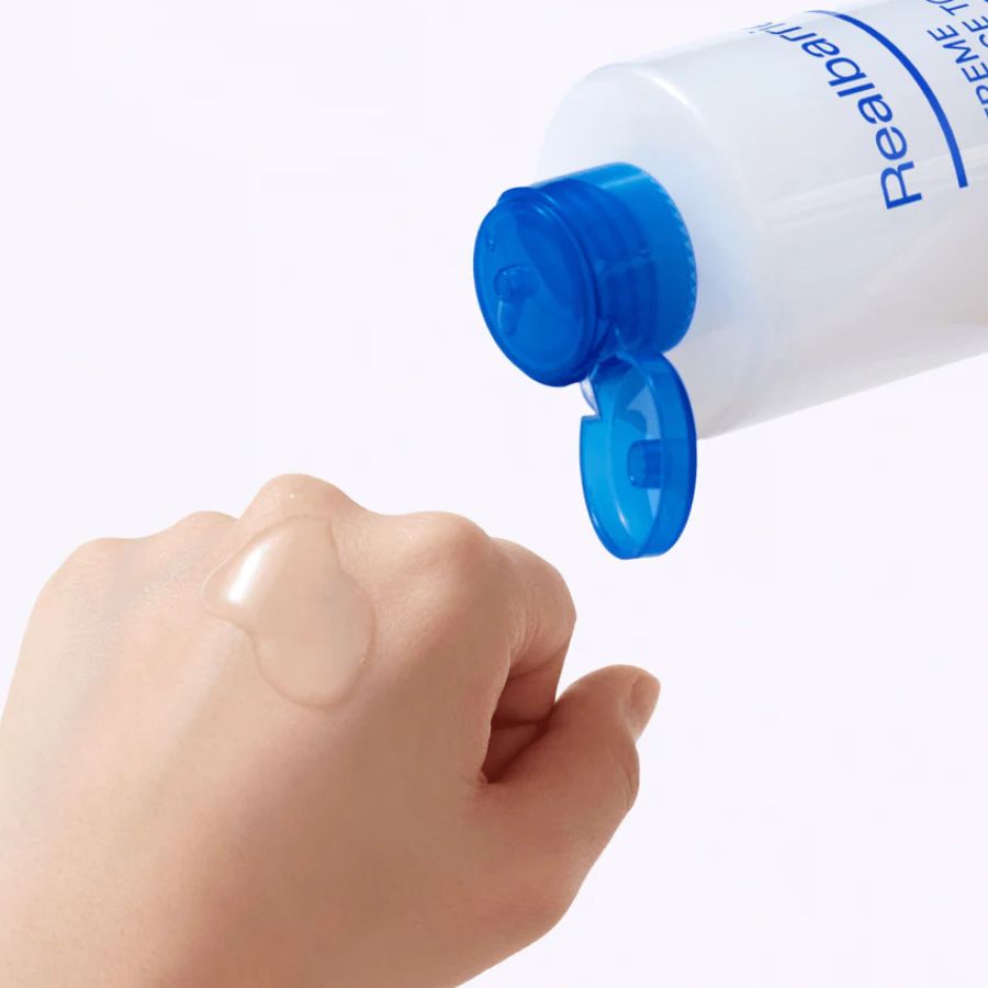 REAL BARRIER Extreme Essence Toner